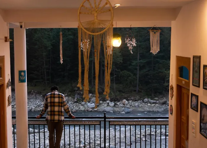 Wabi Sabi Riverside Hostel Kasol